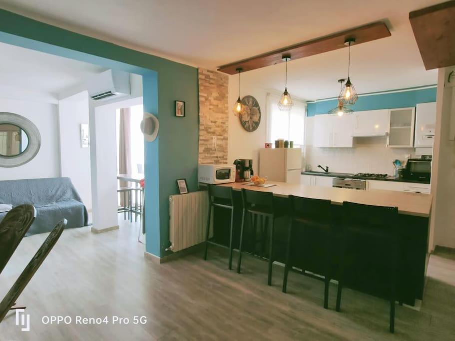 Grand T2 Esprit Loft Coeur De Ville Sète Kültér fotó