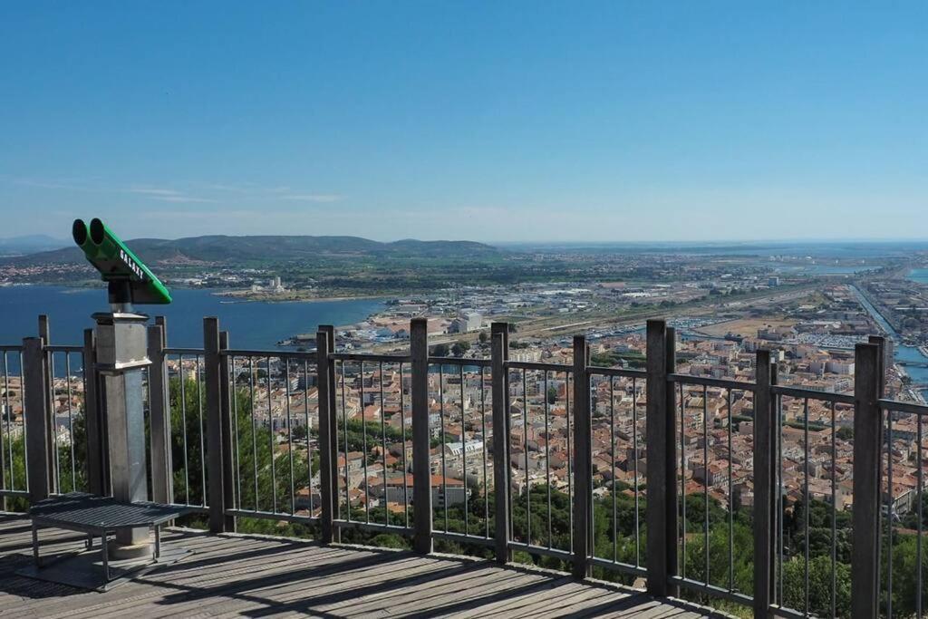 Grand T2 Esprit Loft Coeur De Ville Sète Kültér fotó