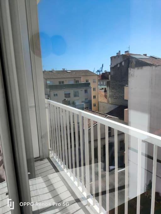 Grand T2 Esprit Loft Coeur De Ville Sète Kültér fotó