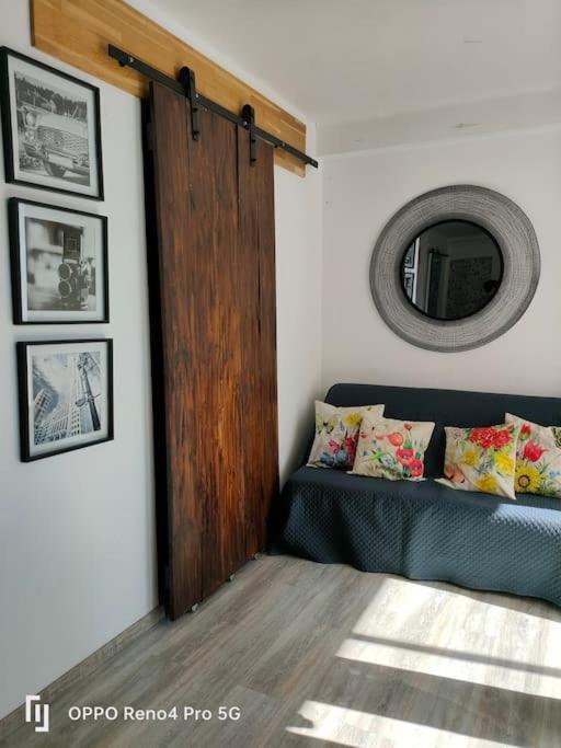 Grand T2 Esprit Loft Coeur De Ville Sète Kültér fotó