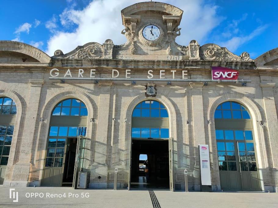 Grand T2 Esprit Loft Coeur De Ville Sète Kültér fotó